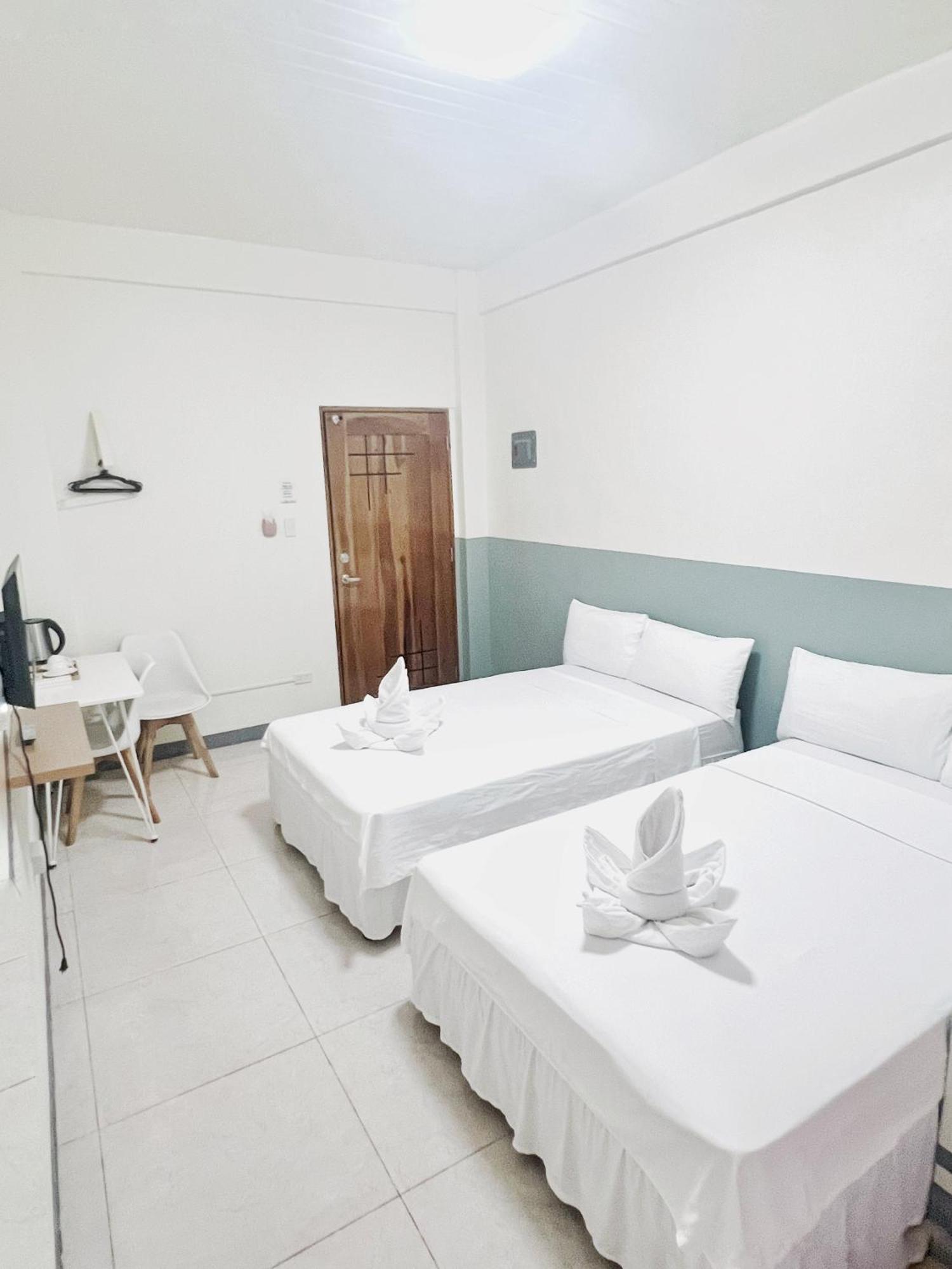 Verra Inn Tagaytay City Dış mekan fotoğraf