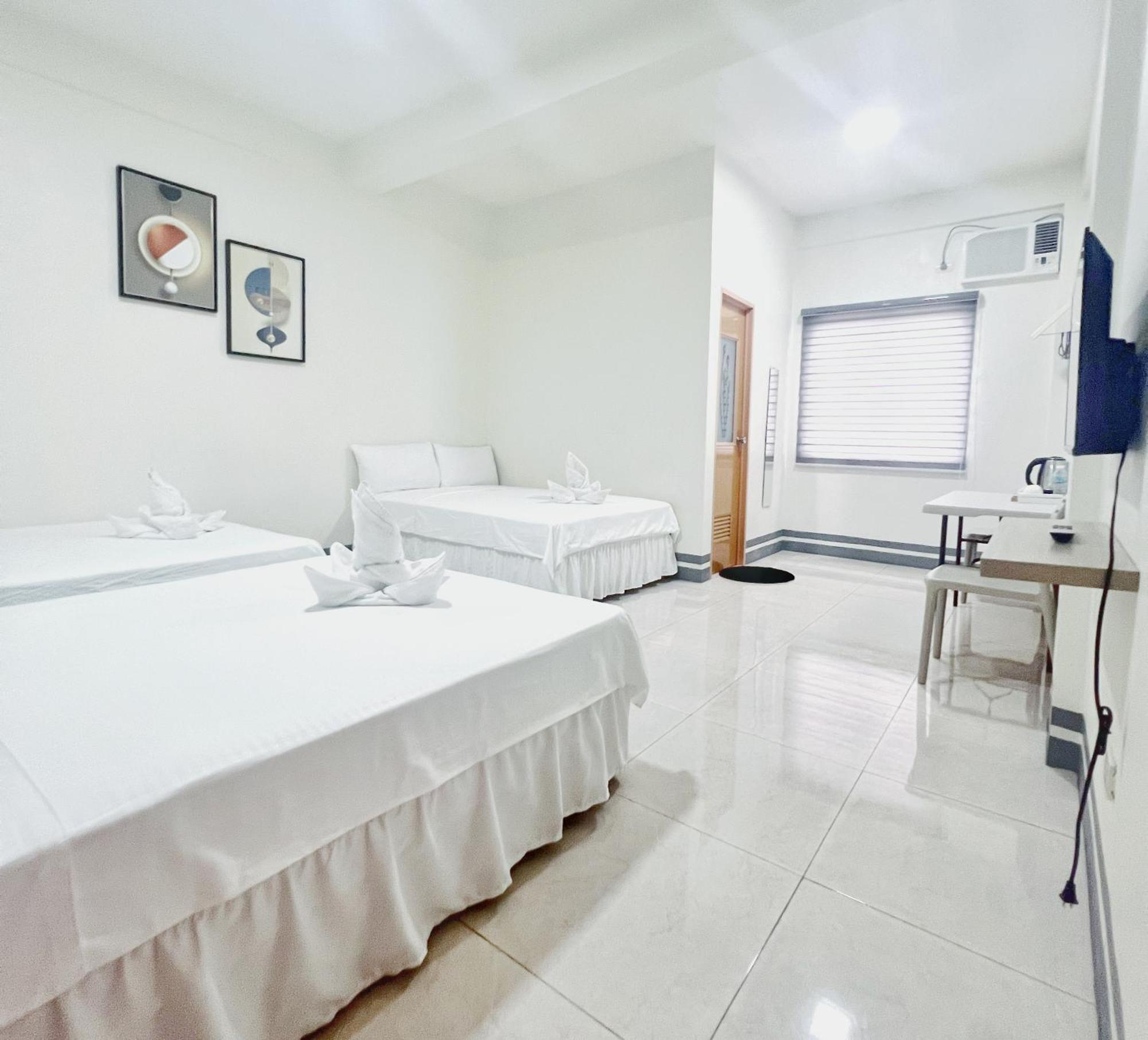 Verra Inn Tagaytay City Dış mekan fotoğraf